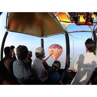 Smartbox  Vol en montgolfière au-dessus des Alpes de la Vallée d'Aoste - Coffret Cadeau 