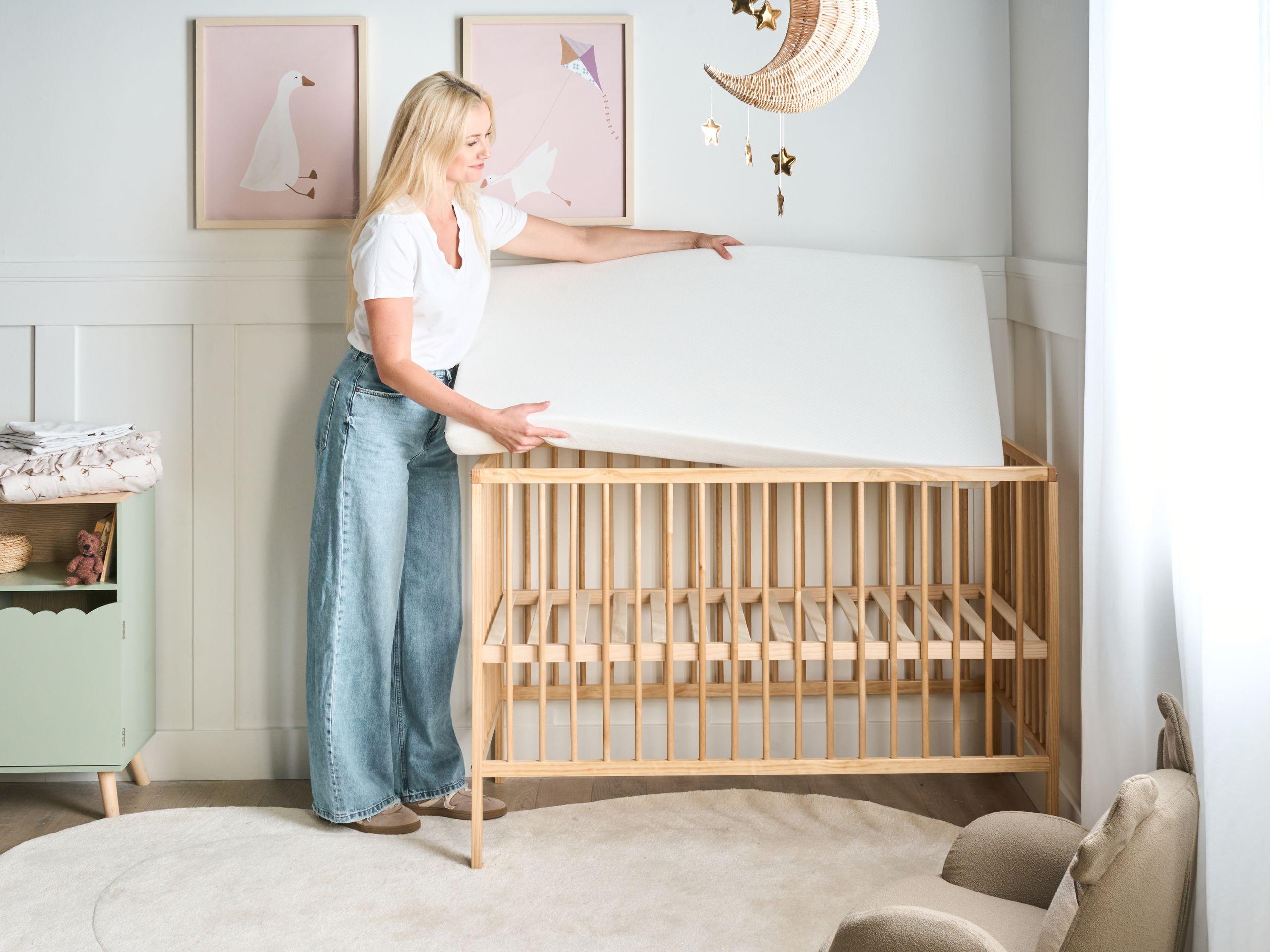 Beliani Materasso per lettino in schiuma en Schiuma PU HUSHY  