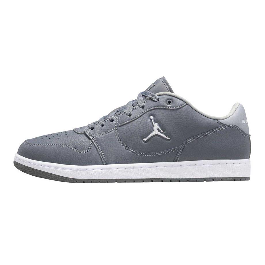 NIKE Baskets Air Jordan Court Connect en Cuir  