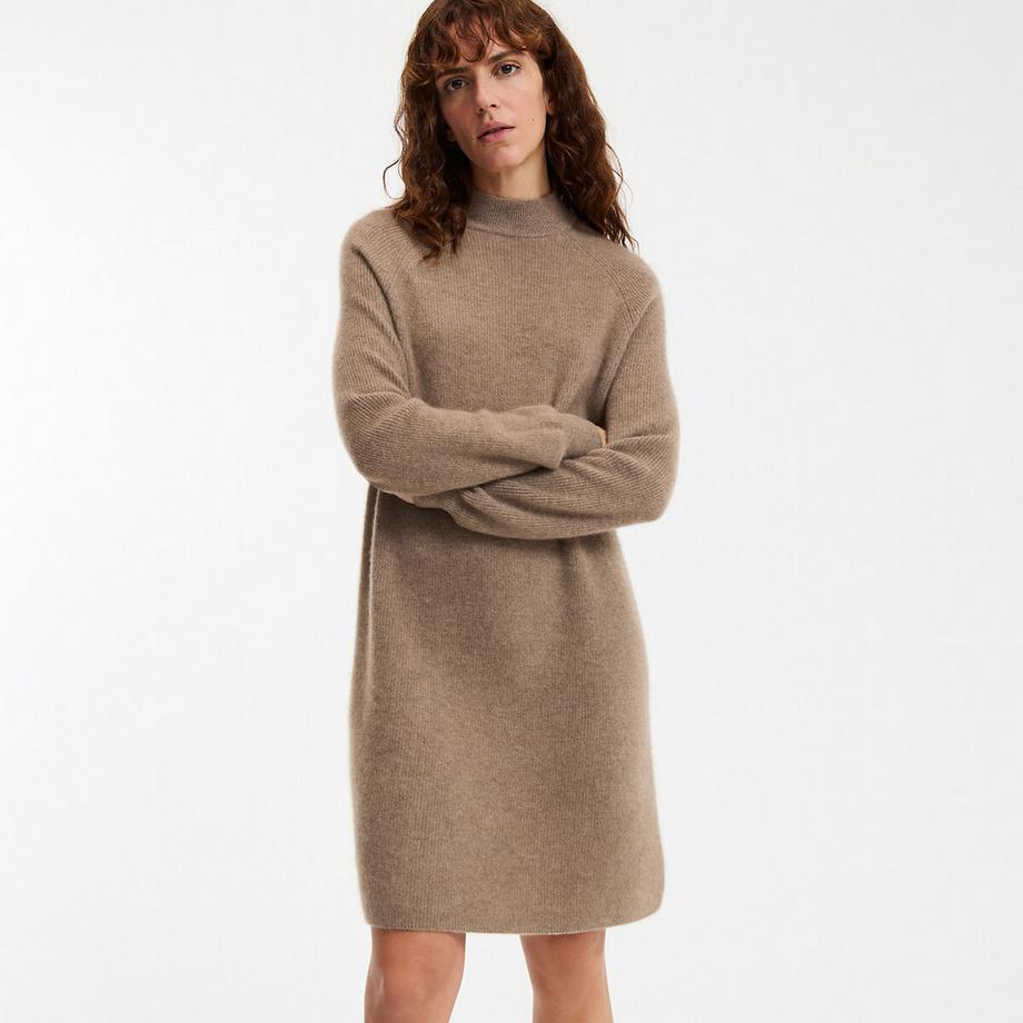 Langärmeliges Strickkleid aus 100% Kaschmir