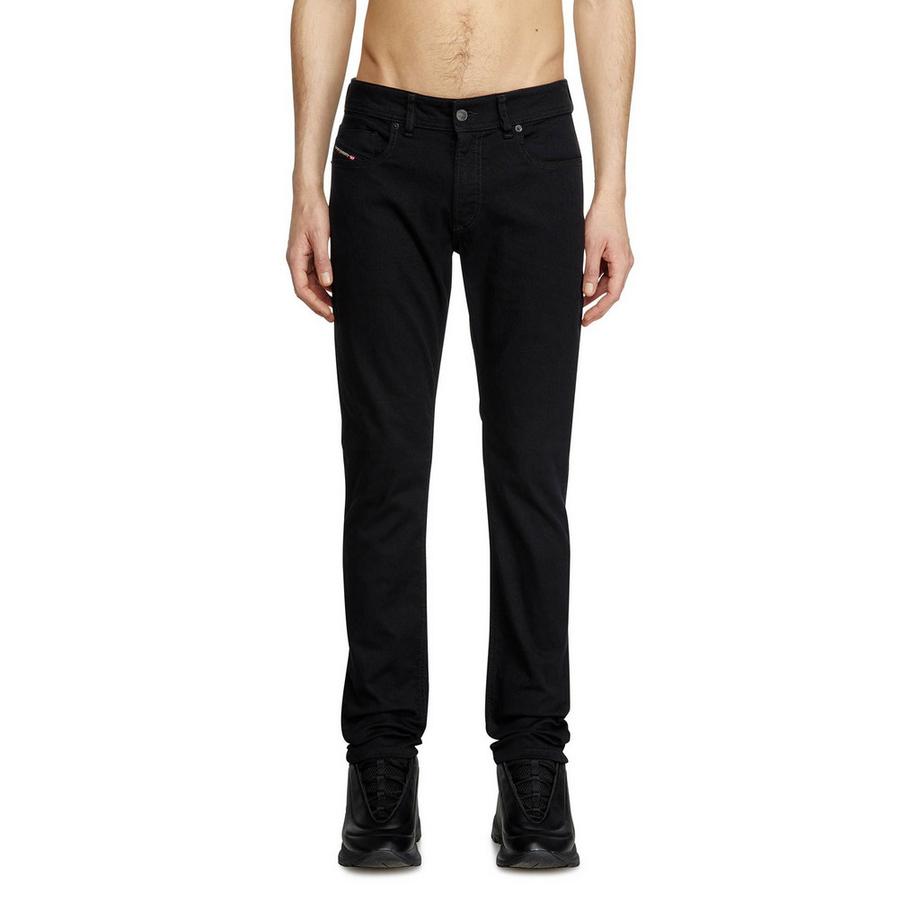 DIESEL 1986 Larkee Beex Bequem sitzende Jeans  