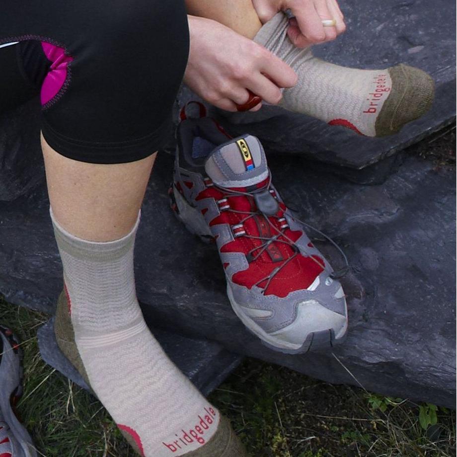 Bridgedale  Ultraleichte T2 Merinowolle Performance Crew Socken Für Zum Wandern 