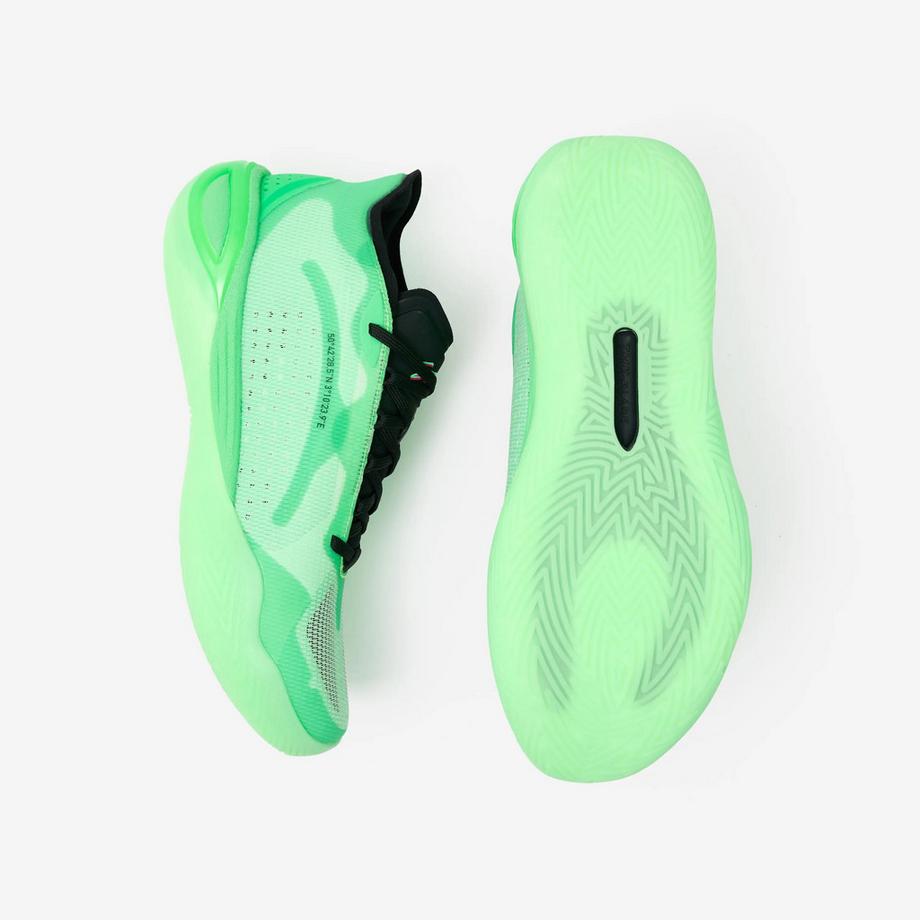 KIPSTA Chaussures de sport basketball montantes synthétique Chaussures de basket mi-hautes édition Sarr homme femme, Canaveral 900 vert 