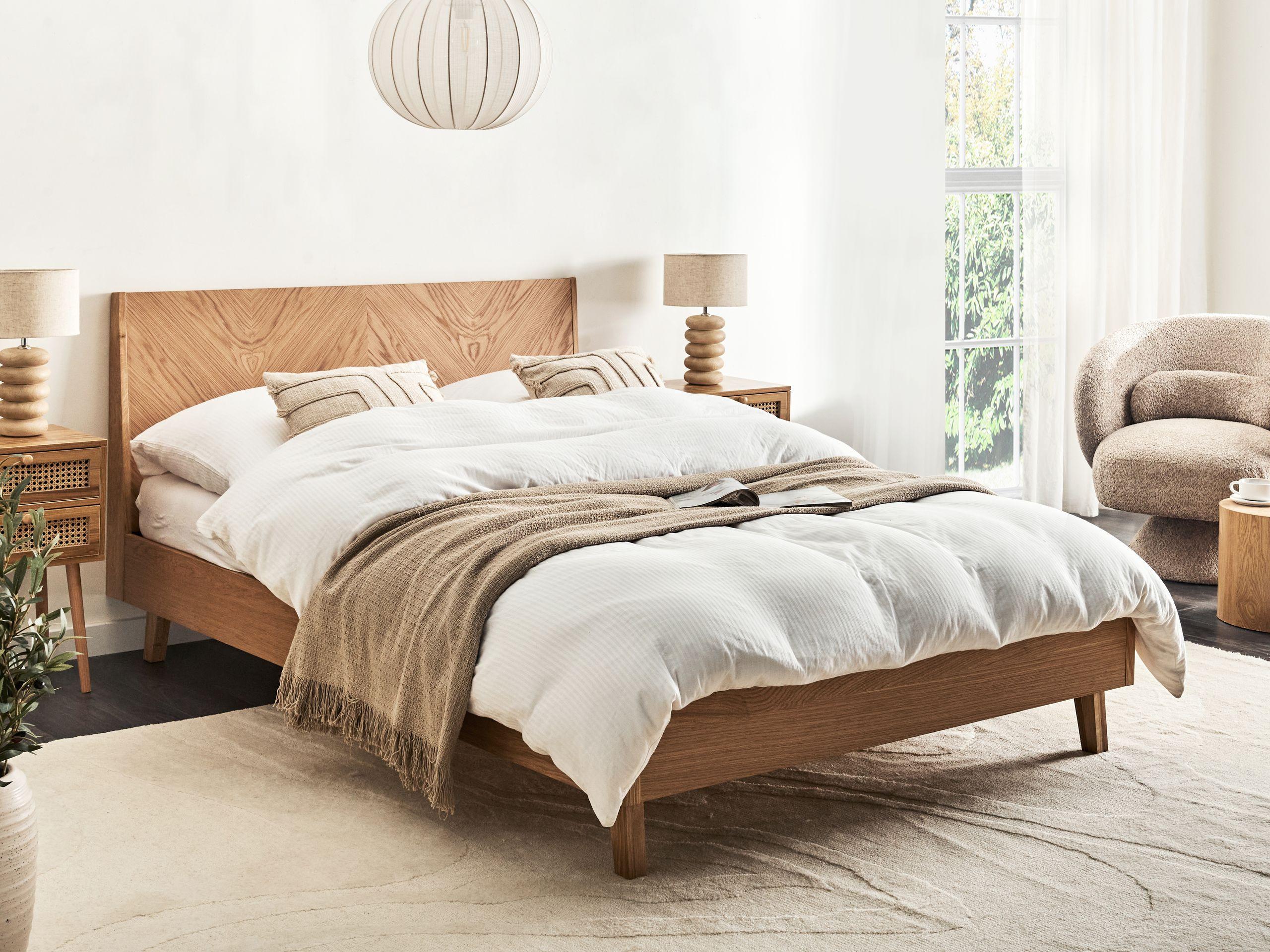 Beliani Bett mit Lattenrost aus MDF-Platte Minimalistisch WIZERNES  