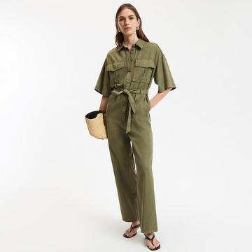 Jumpsuit mit kurzen Ärmeln