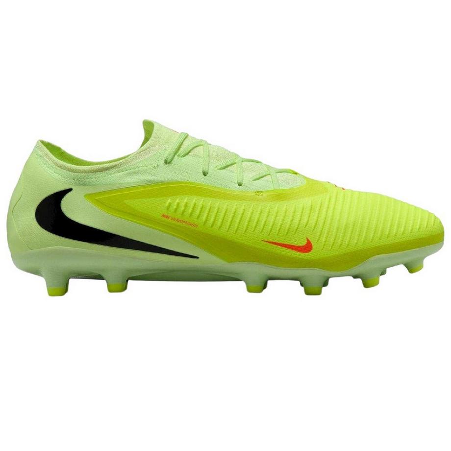 Phantom 6 Pro Calcio Erba Sintetica