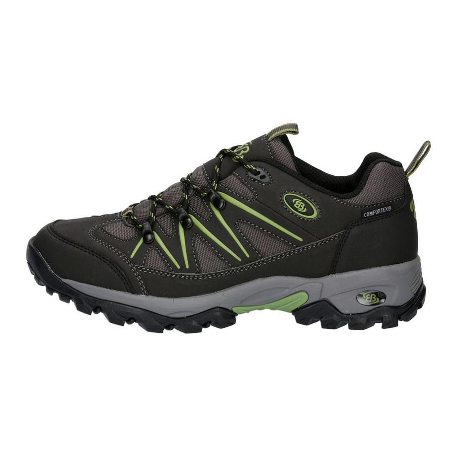 Brütting Mount Hunter Low Scarpa all'aperto  