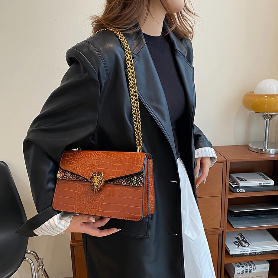 Only-bags.store Klassisches Nischen-Design Mini Quadrat Umhängetasche mit Löwenverschluss und Kettenriemen  