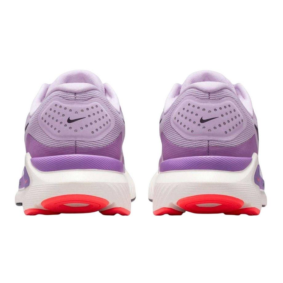 NIKE Baskets avec tissu mesh et motif Swoosh  