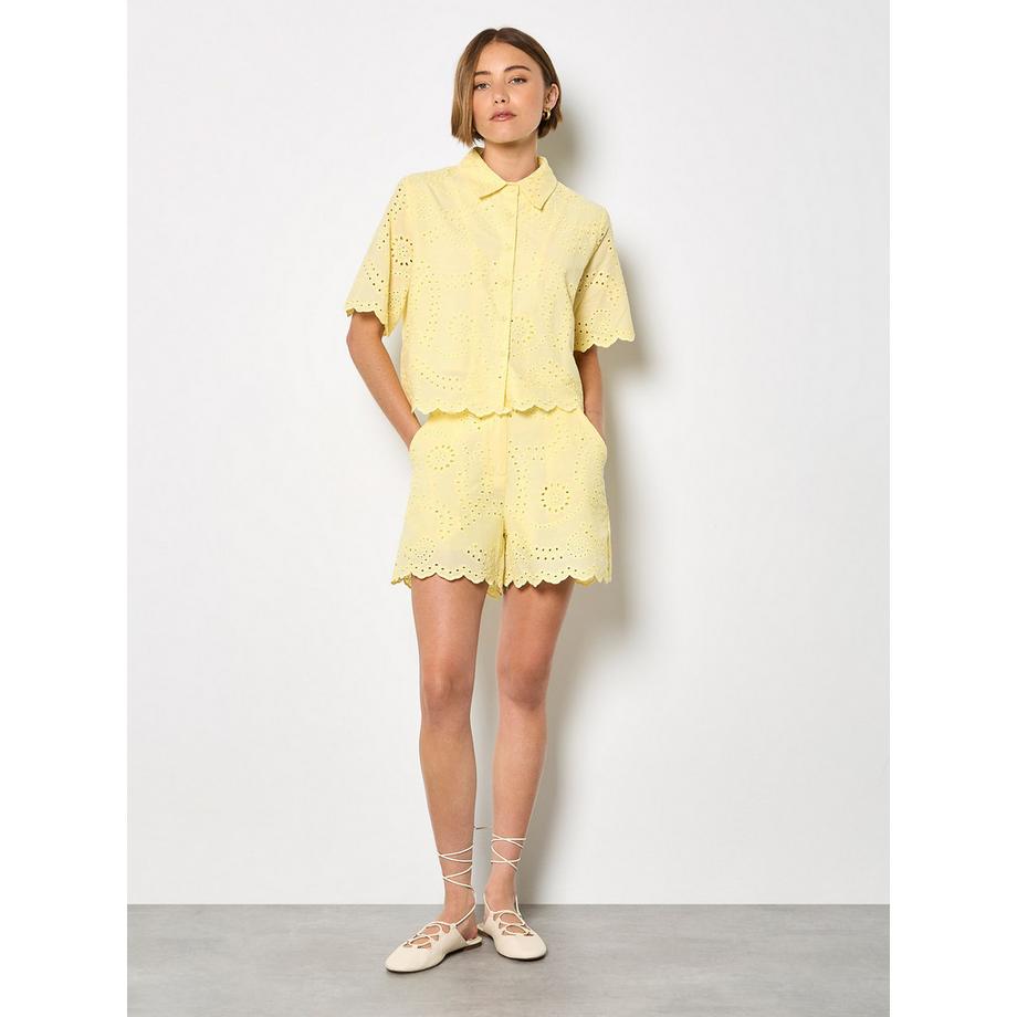 APRICOT Chemise Courte Bords Festonnés Broderie  