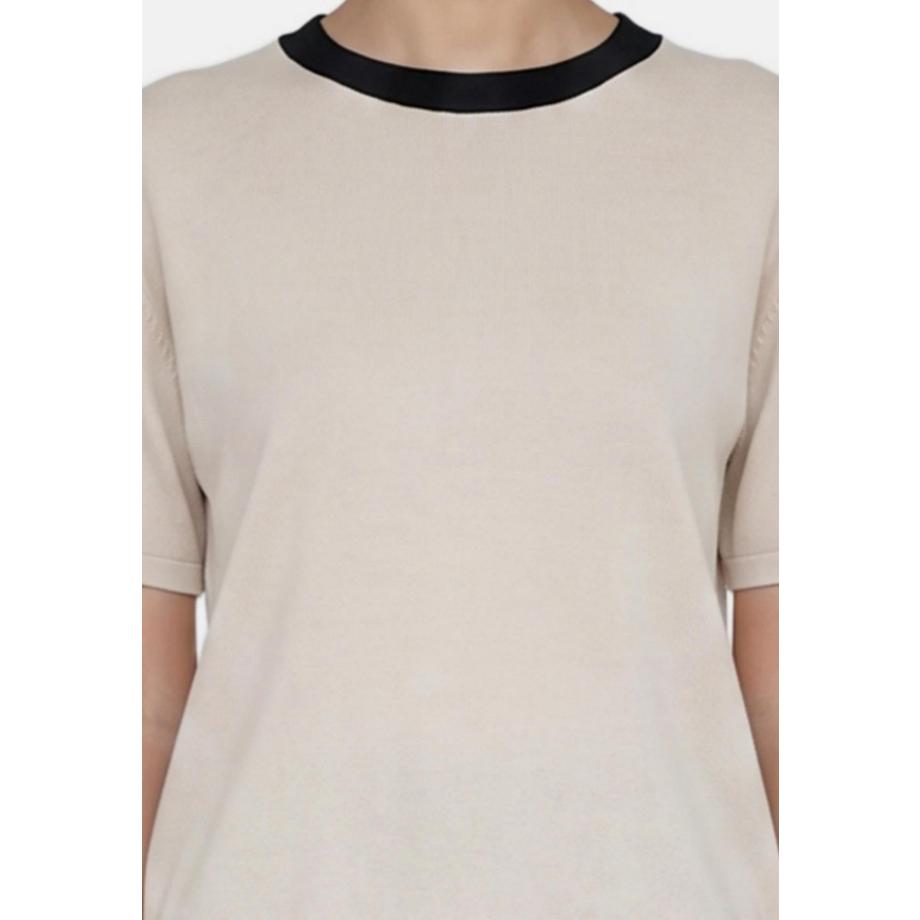 Chiara Ferretti Blusa nera con colletto contrastante  