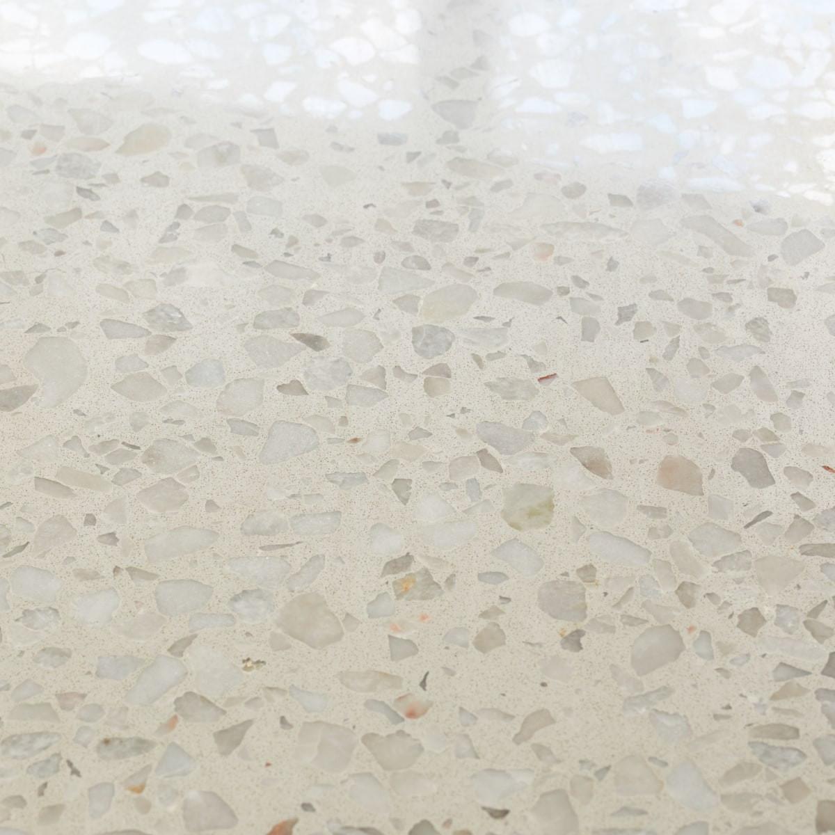 Tikamoon Fliesenspiegel aus Premium-Terrazzo Moon 120 cm Ava  