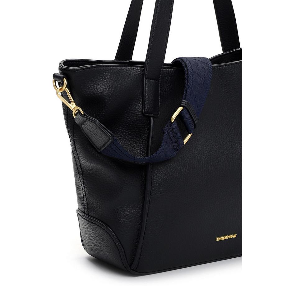 Emily & Noah Julie Shopper  