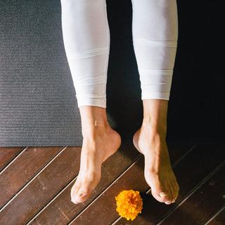 Vervola  Leggings da yoga 'Orlo', vellutati, morbidi e ariosi 