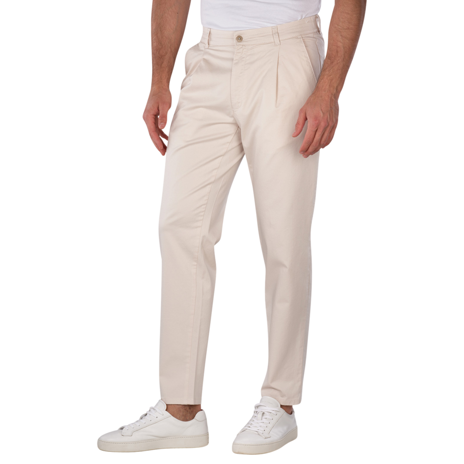 BRAX Tino Chino Tapered Fit Plissierte Hose  