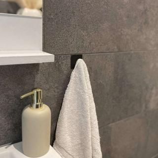 Intirilife 4x Handtuchhalter Handtuchhaken selbstklebend  