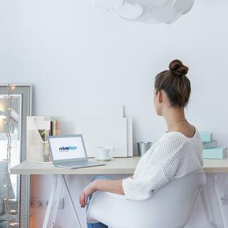 B2X Raccoglitore di riviste con 2 scomparti  