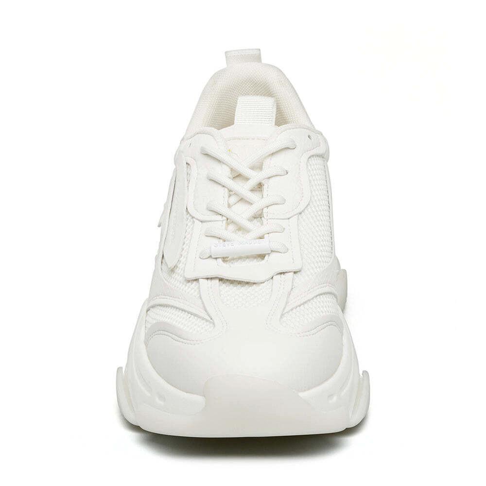 STEVE MADDEN  sneakers possess 