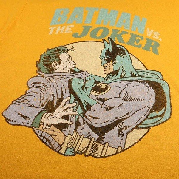 DC COMICS  Batman Vs Joker TShirt 