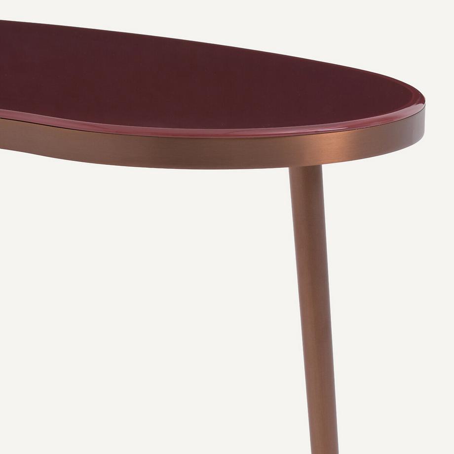 AM.PM Organisch geformter Couchtisch GALO  