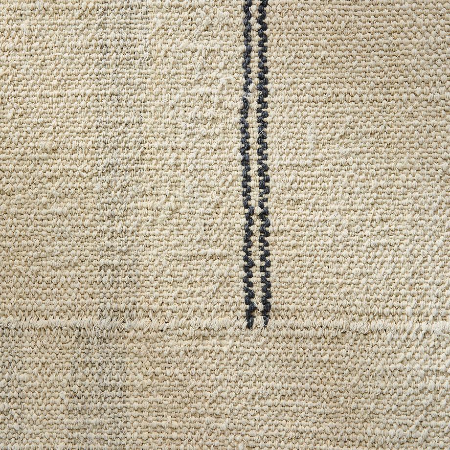 AM.PM Handgewebter Teppich Naki  