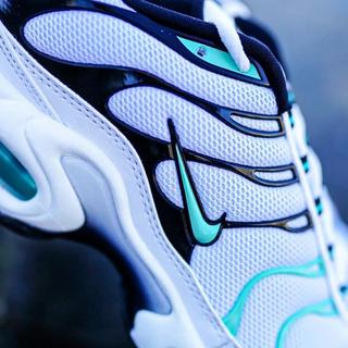 NIKE  Air Max Plus - Hyper Jade 