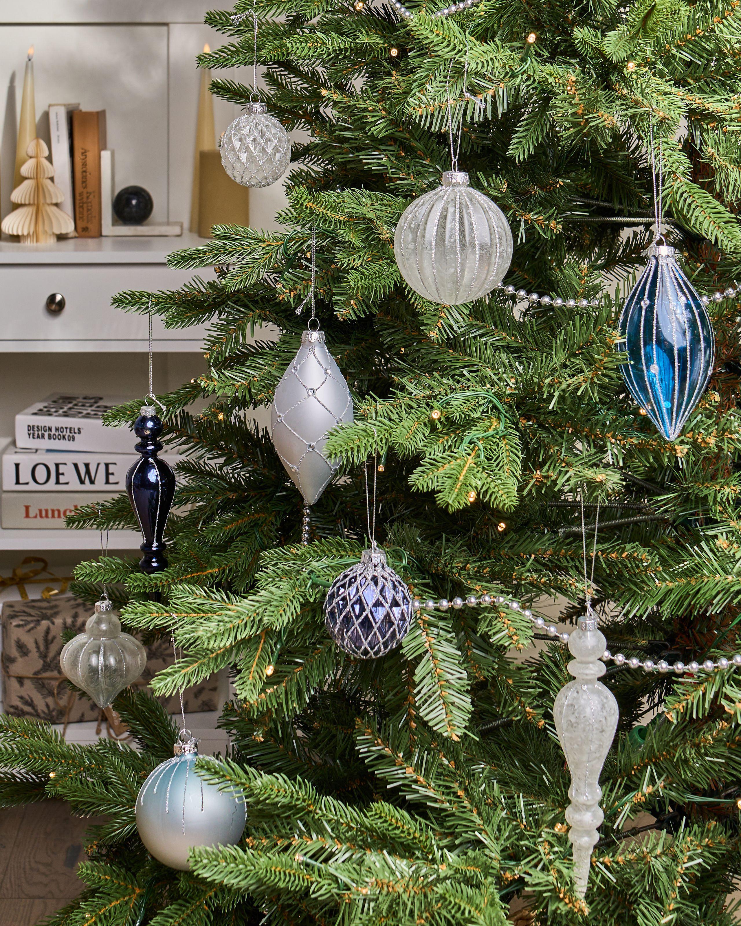 Beliani Set di 35 palline decorative en Vetro Glamour SNOWFALL  