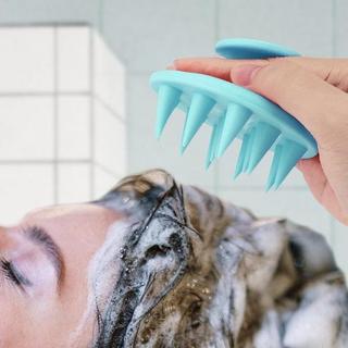 B2X  Silikonbürste für die Kopfhautmassage - Blau 