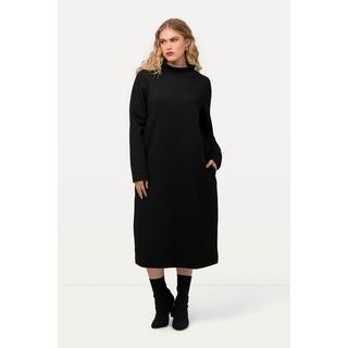Ulla Popken Robe en molleton texturé Poches Col montant Manches longues  