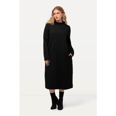 Ulla Popken Robe en molleton texturé Poches Col montant Manches longues  
