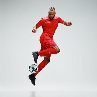 Uhlsport  set camicia e pantaoncini uhsport score 26 