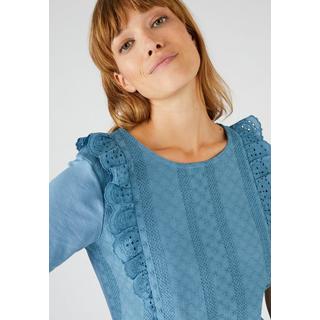 Damart  Tee-shirt bi-matière broderie anglaise. 