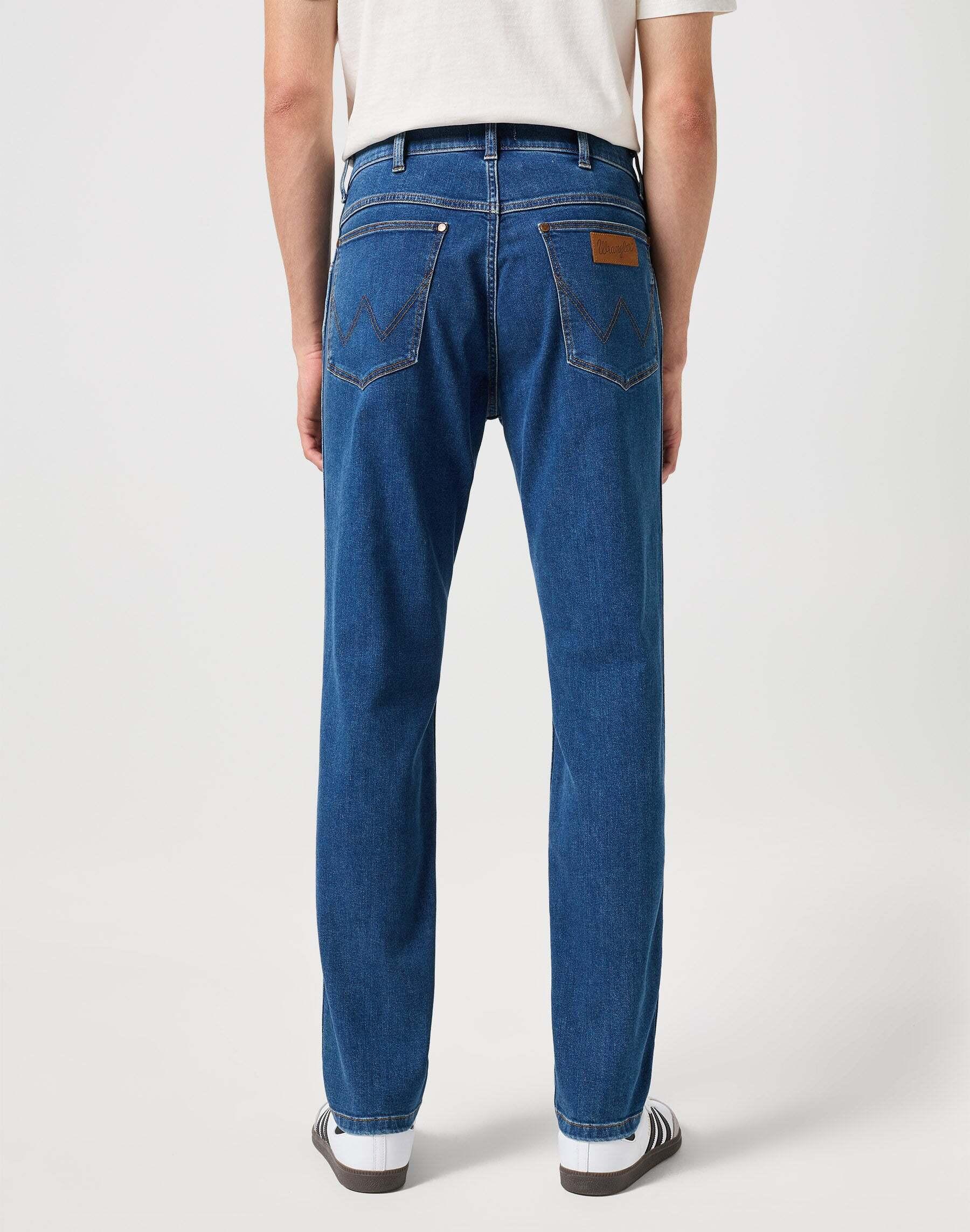 Wrangler River Regular Tapered Fit Jeans  