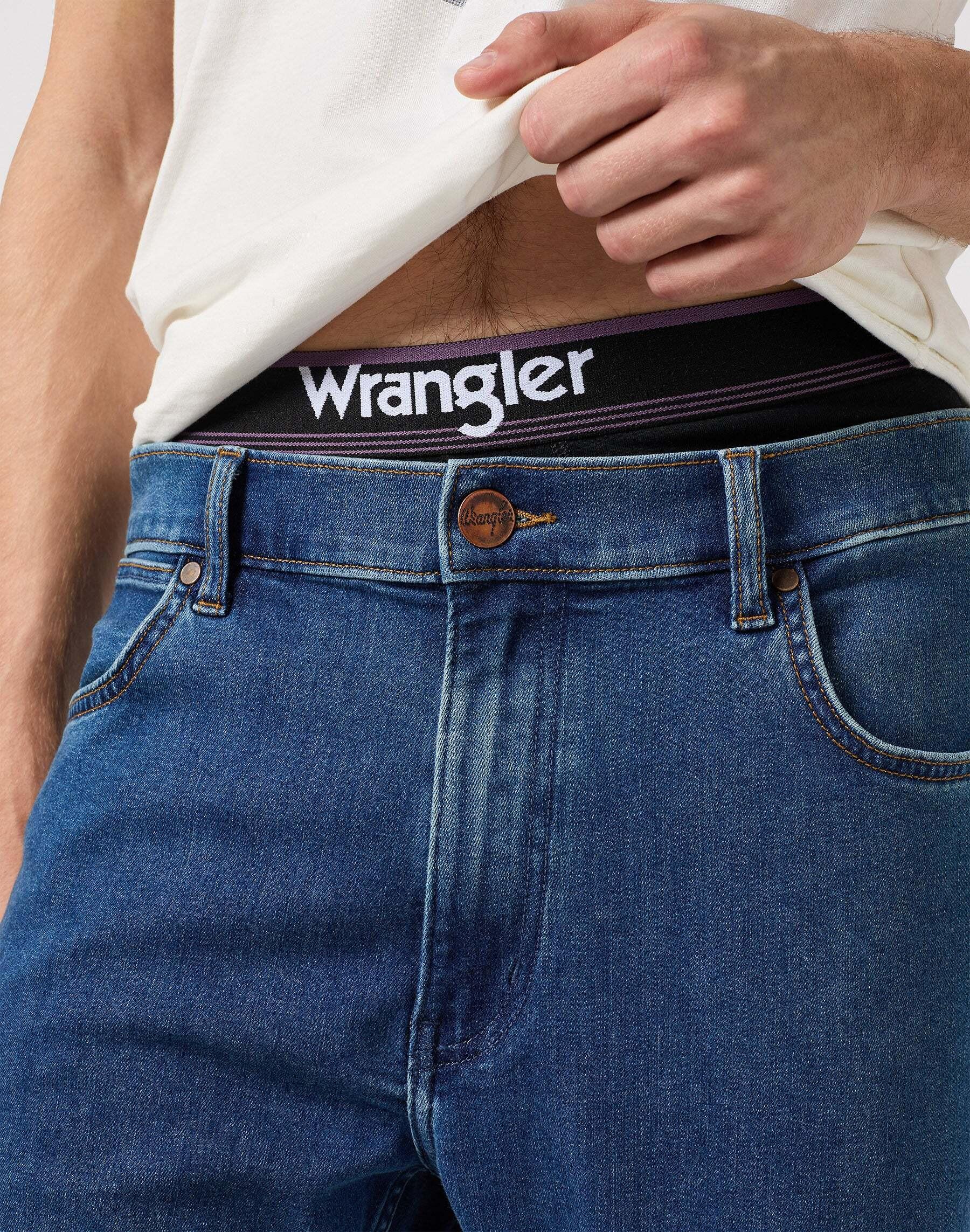 Wrangler River Regular Tapered Fit Jeans  
