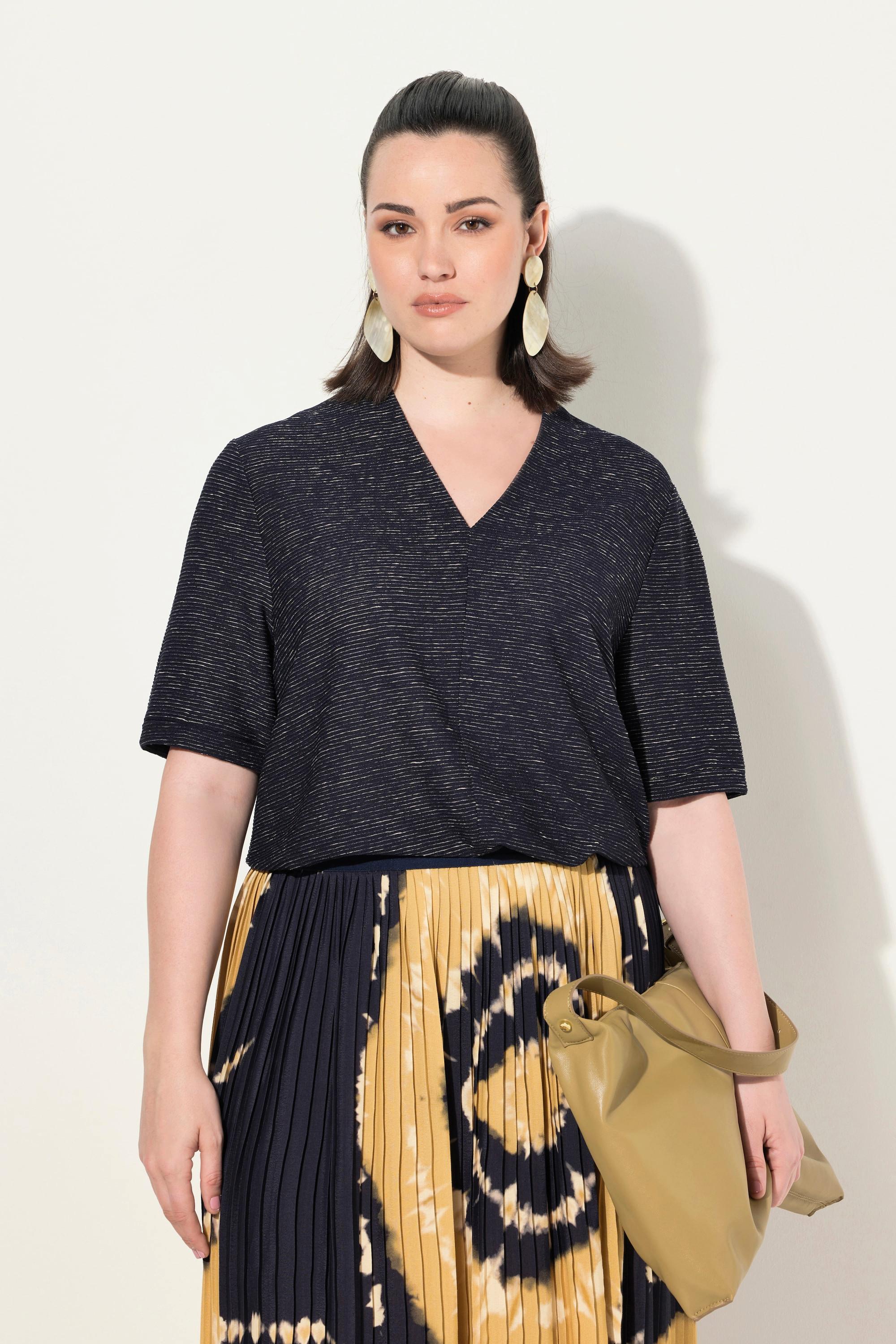 Ulla Popken Sweat-shirt structuré col V manches courtes  