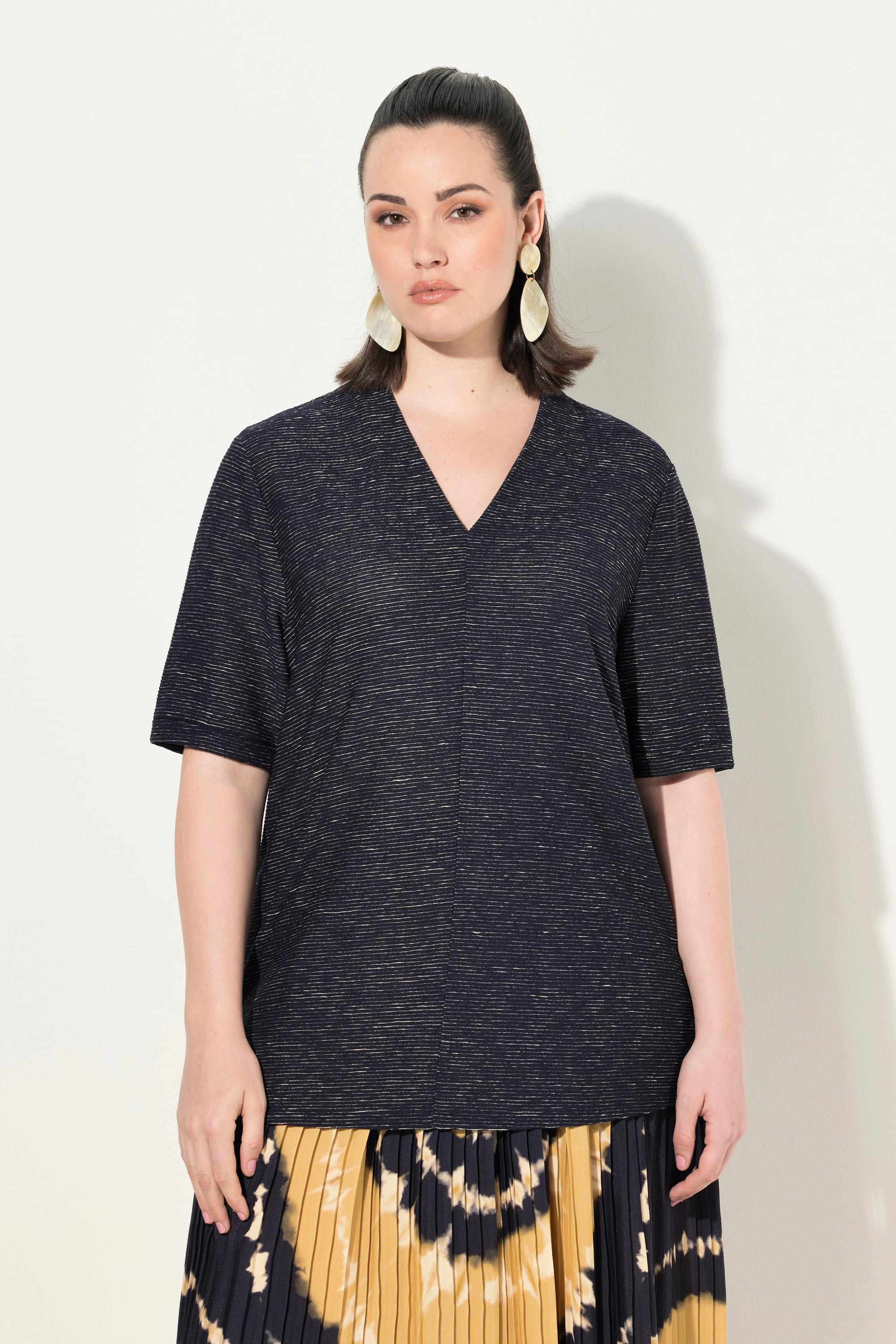 Ulla Popken Sweat-shirt structuré col V manches courtes  