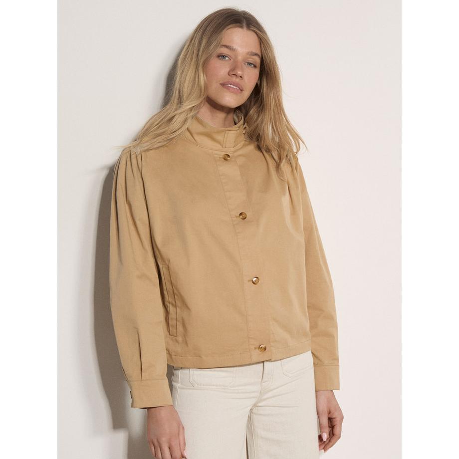Jacke mit Trichterkragen