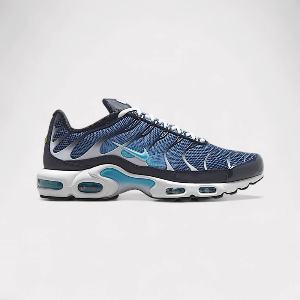 NIKE  Air Max Plus - Dark Obsidian 