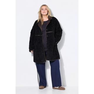 Studio Untold Cappotto in pelliccia sintetica con dettagli decorativi  