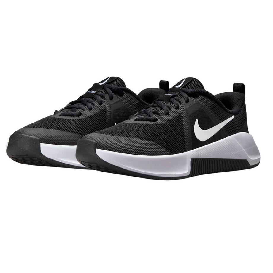 NIKE Chaussure de Training avec Tissu Mesh  