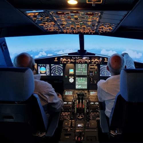 Geschenkidee  Flugsimulator Airbus A320 für 45 Minuten (für 1 Person) 