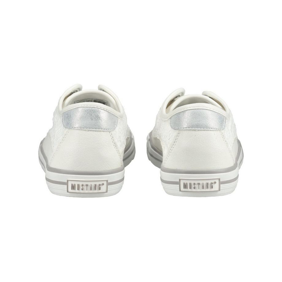 Mustang Sneaker con dettaglio in pizzo  
