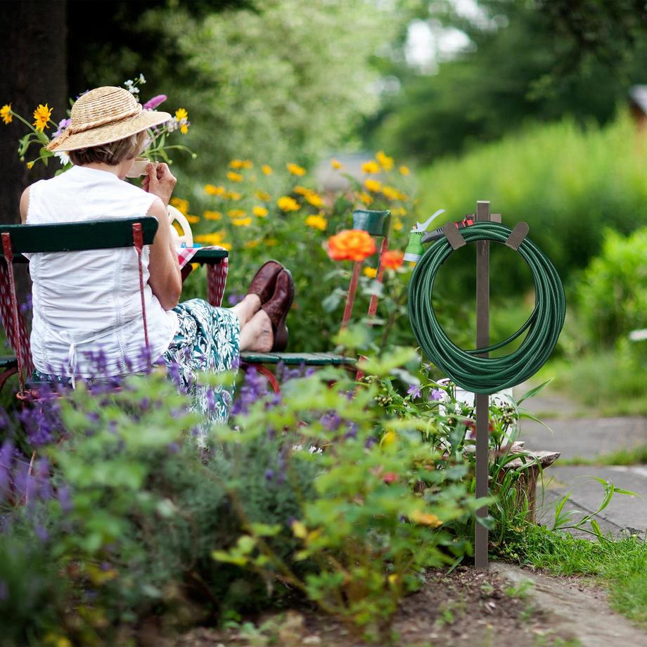 B2X  Freistehender Schlauchhalter 