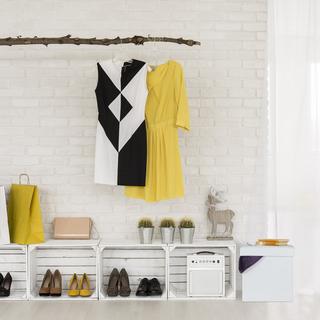 B2X Sgabello in ecopelle con vano contenitore  