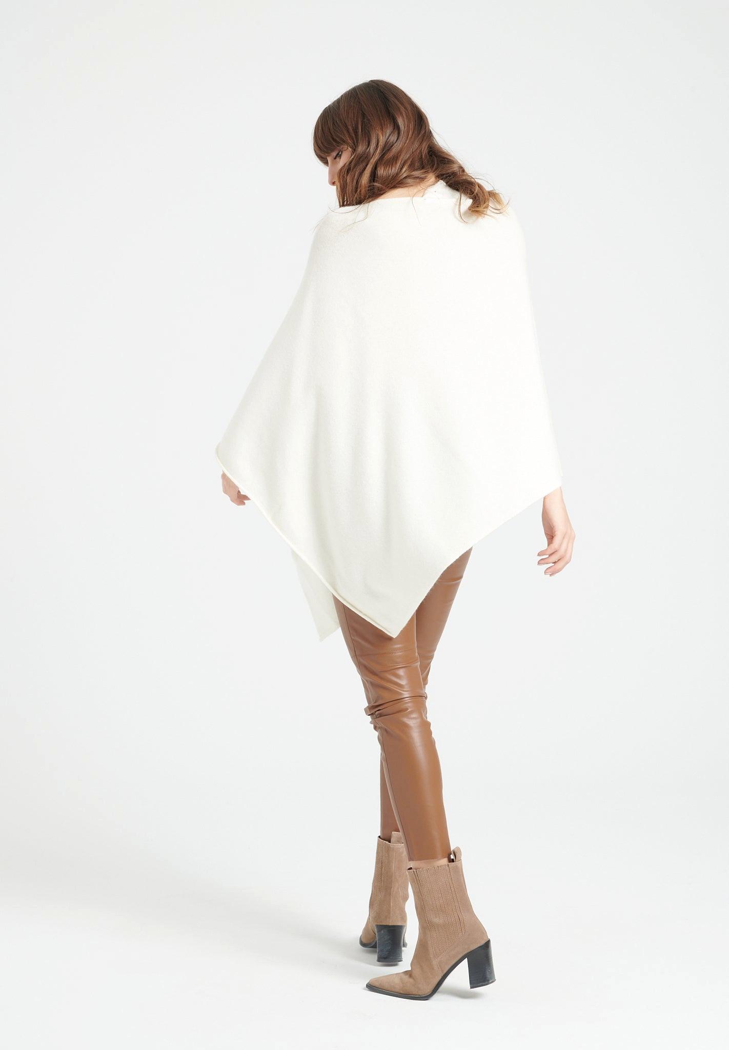 Studio Cashmere8  LILLY 9 Poncho con scollo a V - 100% cashmere 