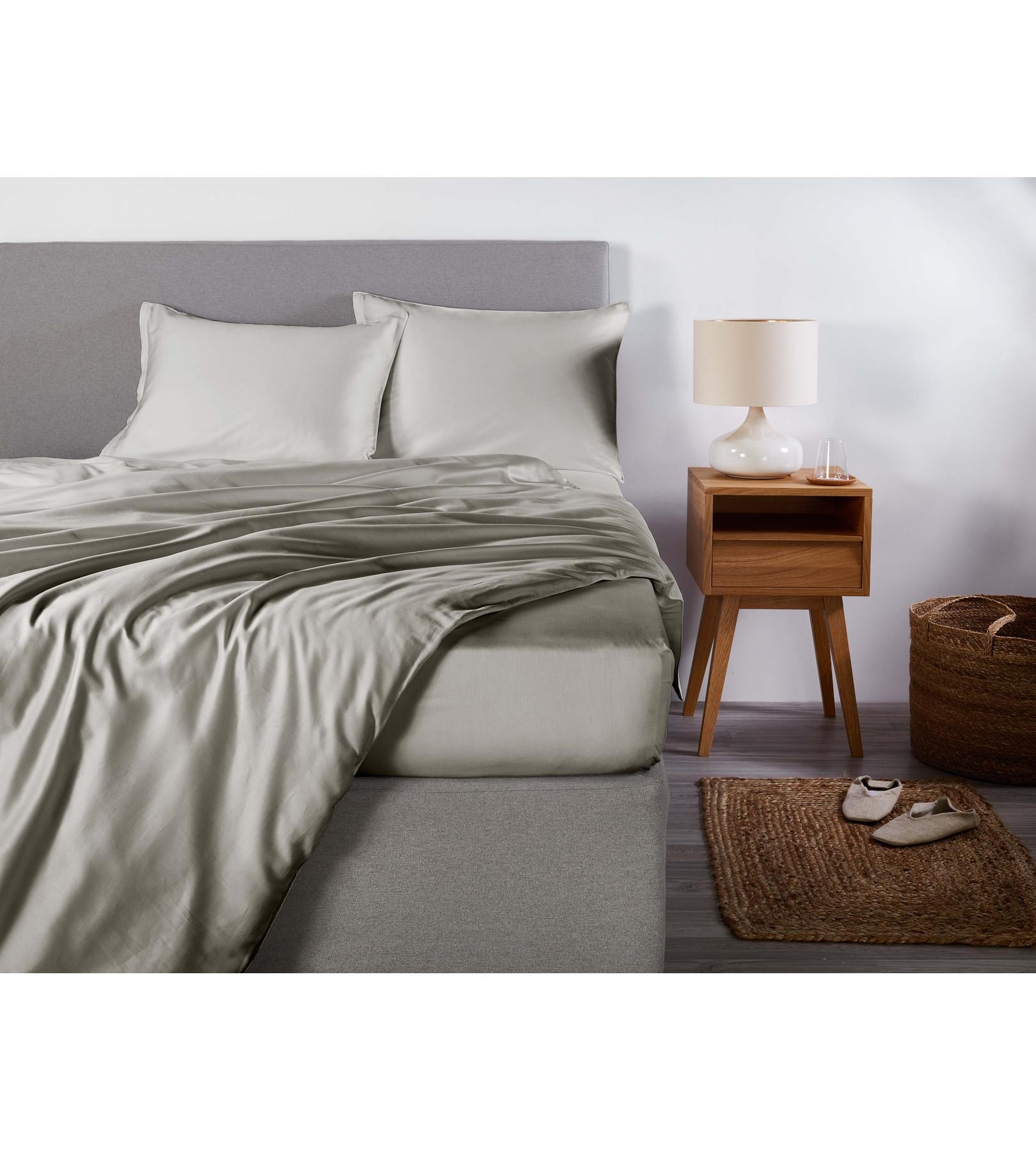 Living Home Uni Satin 100 Kissenbezug  