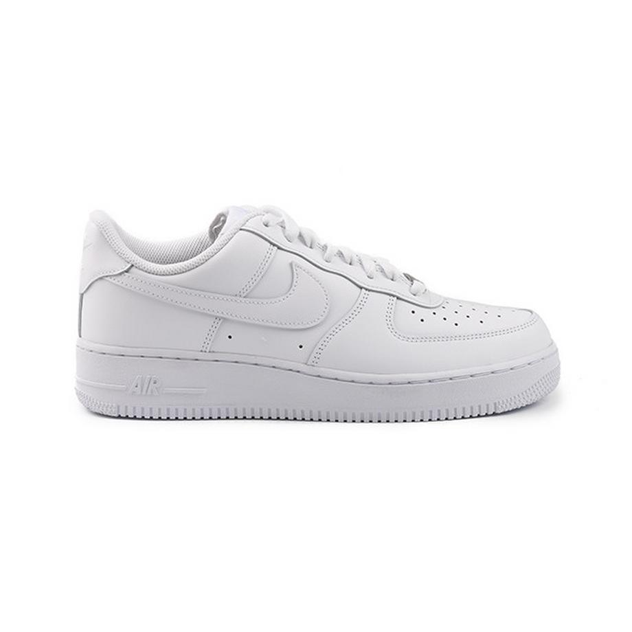 NIKE Air Force 1 07 Low Sneakers  