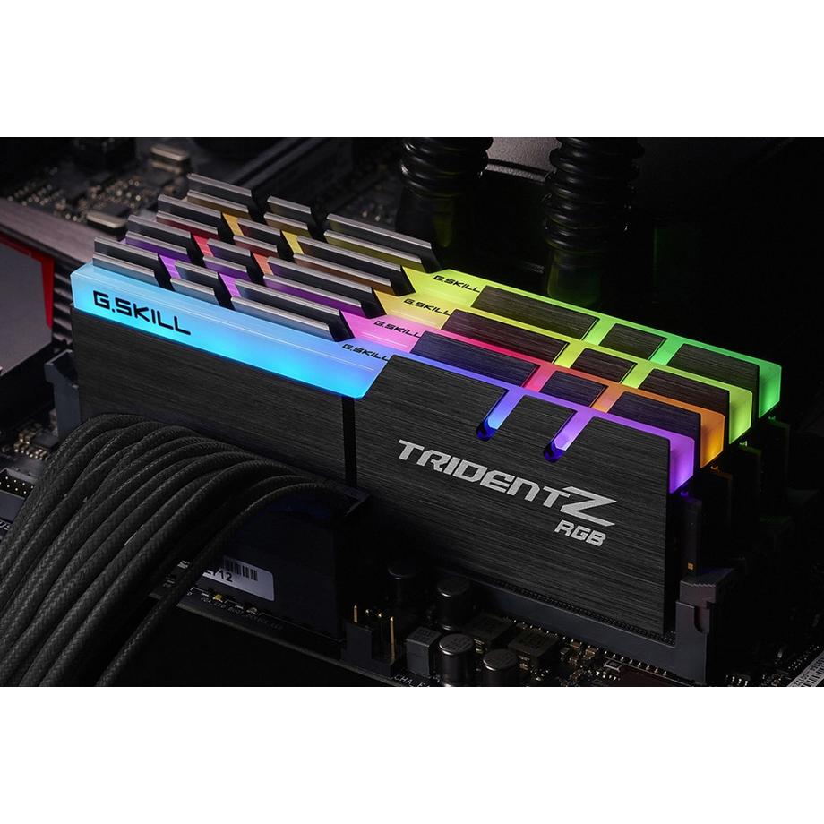 G.Skill  Trident Z RGB F4-3200C16Q-32GTZR Speichermodul 32 GB 4 x 8 GB DDR4 3200 MHz 