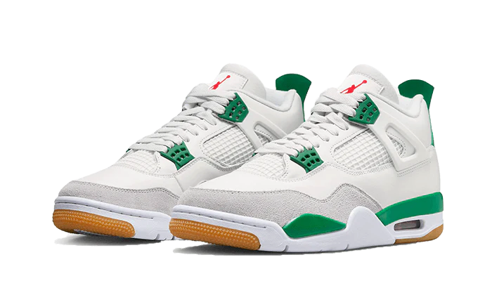 NIKE  Air Jordan 4 Retro SB Pine 