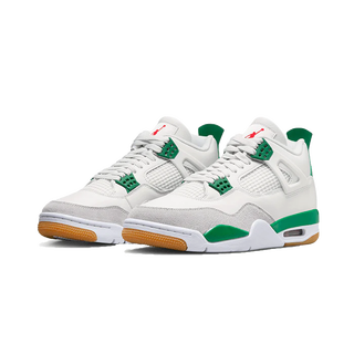 NIKE  Air Jordan 4 Retro SB Pine 